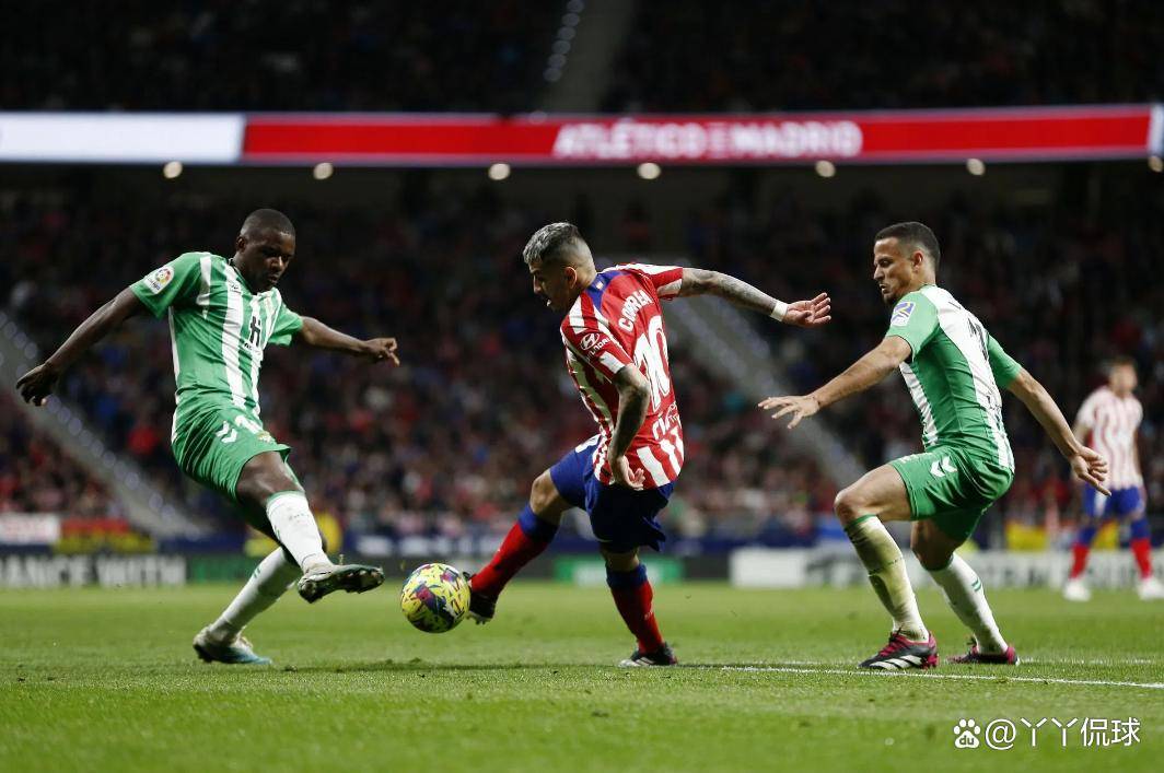 开云体育在线-土耳其险胜马德里竞技，拉什福德扛起全队