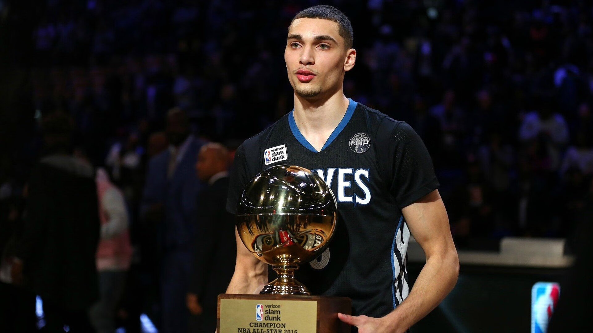 拜仁对阵德国？不，是拜仁对阵世界，当努涅斯成为国家德比的第三种答案