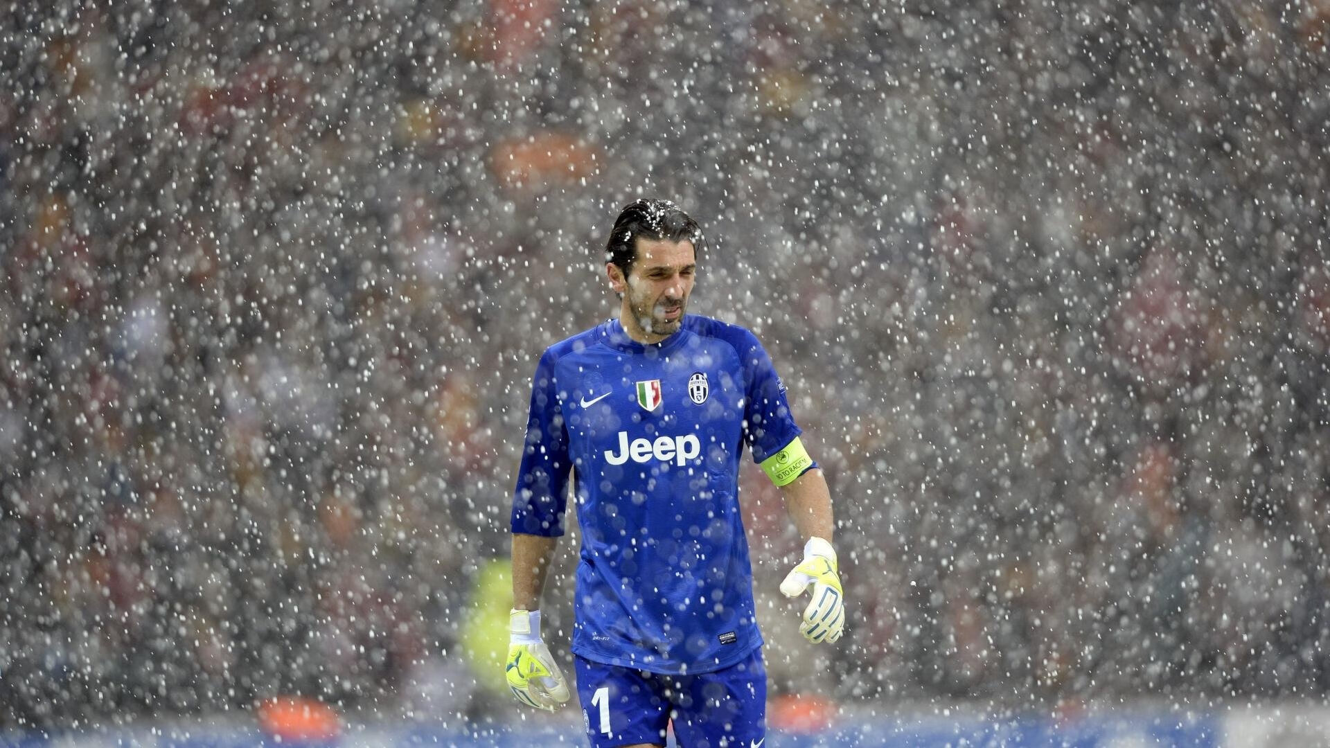 开云体育入口-巴尔韦德，在埃及与秘鲁的文明回响中，踢出关键一球